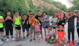 甘肃吃瓜跑友,跑动中的休闲时光