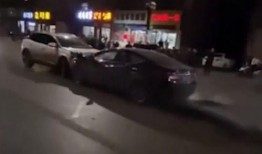 介休吃瓜现场视频