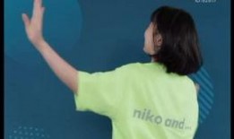 海边吃瓜直播间吃爆头,惊现爆头瞬间！