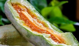 想买羊角蜜瓜吃,羊角蜜瓜，尽享瓜果盛宴