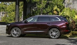 昂科旗吃瓜,揭秘豪华SUV市场的“吃瓜”风云