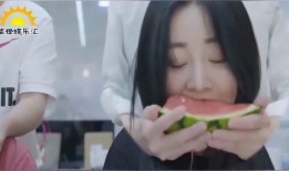 吃瓜小姐姐图片,吃瓜小姐姐的潮流风采