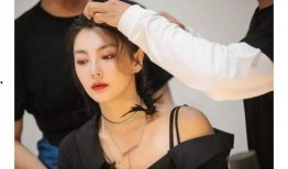 女人吃瓜的面相