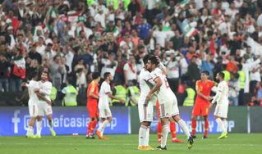 国家队全员吃瓜,揭秘赛场背后的趣味瞬间