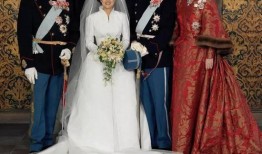 王妃在线吃瓜,揭秘宫廷秘闻