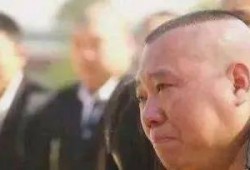 吃瓜吃自己身上事件,揭秘“吃瓜吃自己身上”的惊人真相